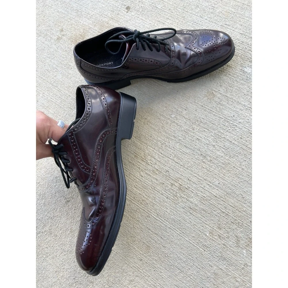 Rockport Dressports Men's Sz 8.5M Burgundy Leather Wingtip‎ Oxford